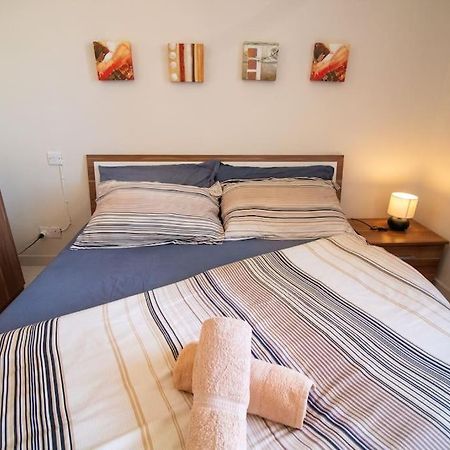 Modern Apt In The Heart Of Maltese Nightlife San Giuliano Esterno foto